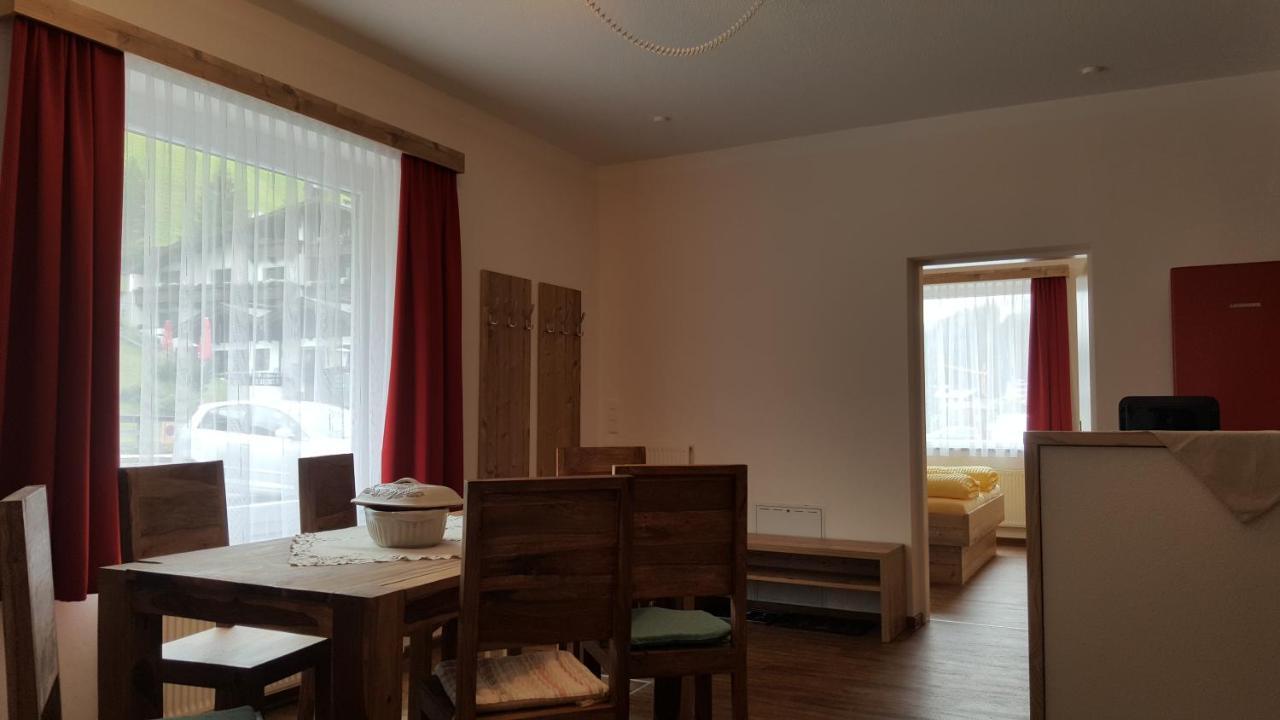 Appartement Juns Tux Buitenkant foto