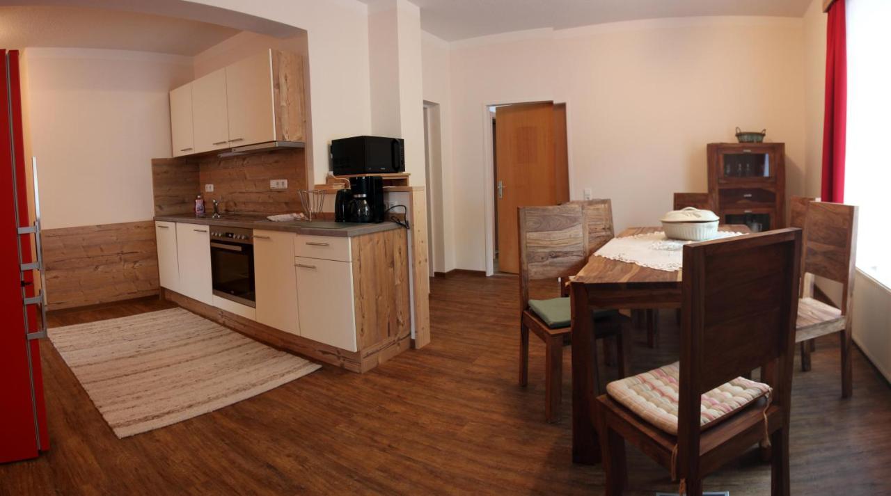 Appartement Juns Tux Buitenkant foto